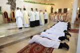 Nowi diakoni w diecezji opolskiej [ZDJĘCIA]