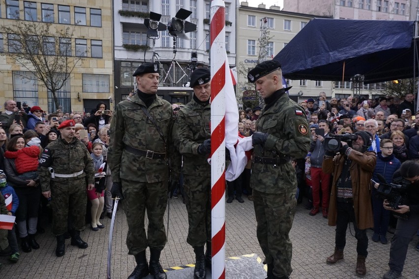 Poznaniacy świętują 100. rocznicę odzyskania niepodległości...