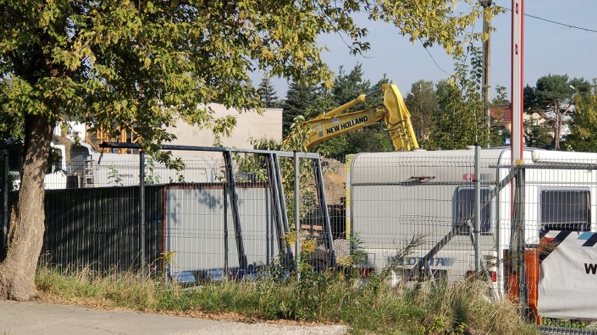 Przy ulicy Rzeszowskiej w Będzinie powstały i nadal powstają...