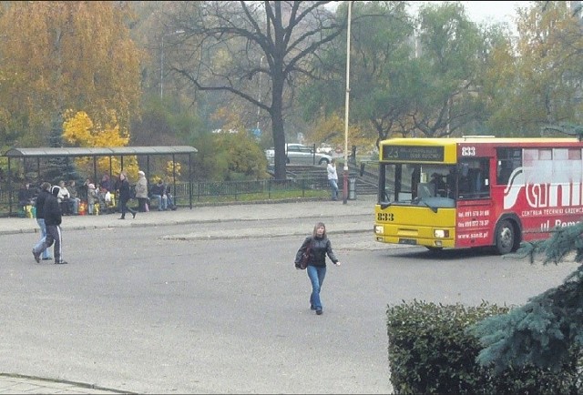 Pętla autobusowa na razie tu pozostanie