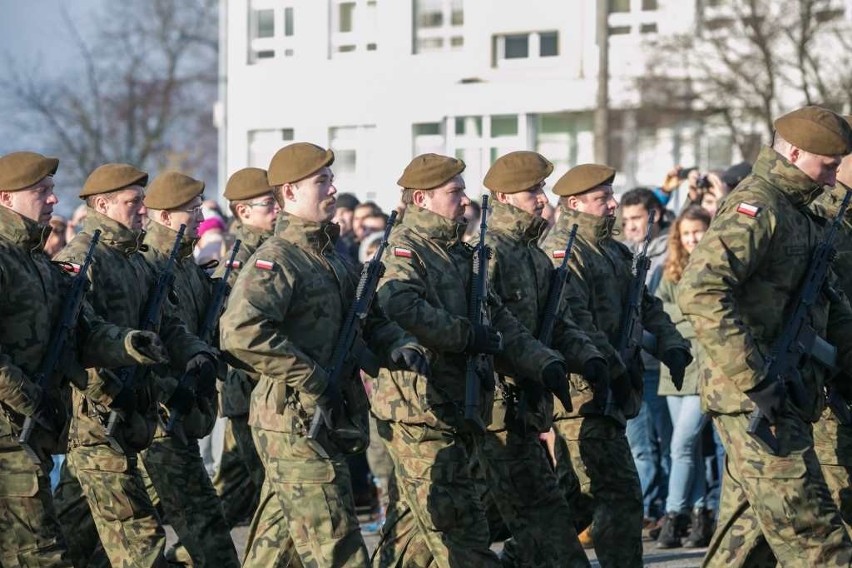 Kraków. Kolejni żołnierze Obrony Terytorialnej przysięgali wiernie służyć ojczyźnie [ZDJĘCIA]