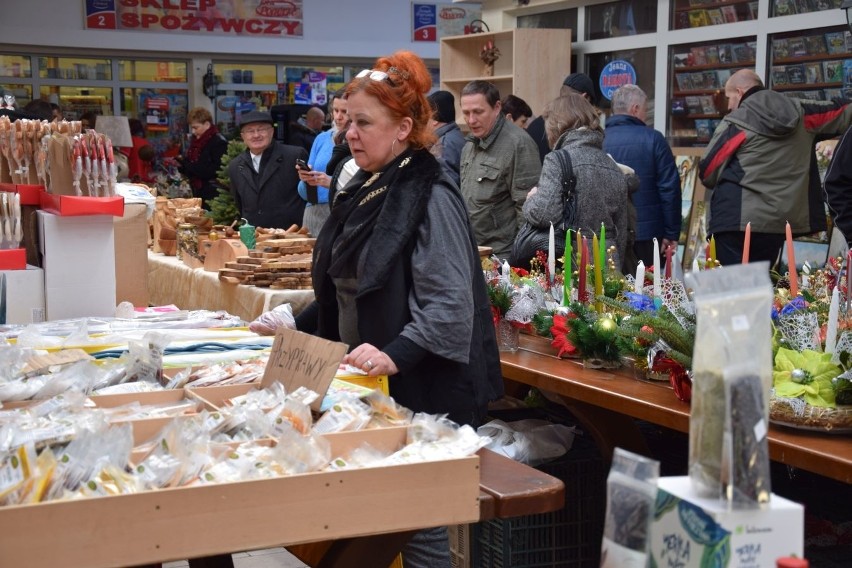Gorlice: Setki osób na świątecznym Jarmarku Pogórzańskim