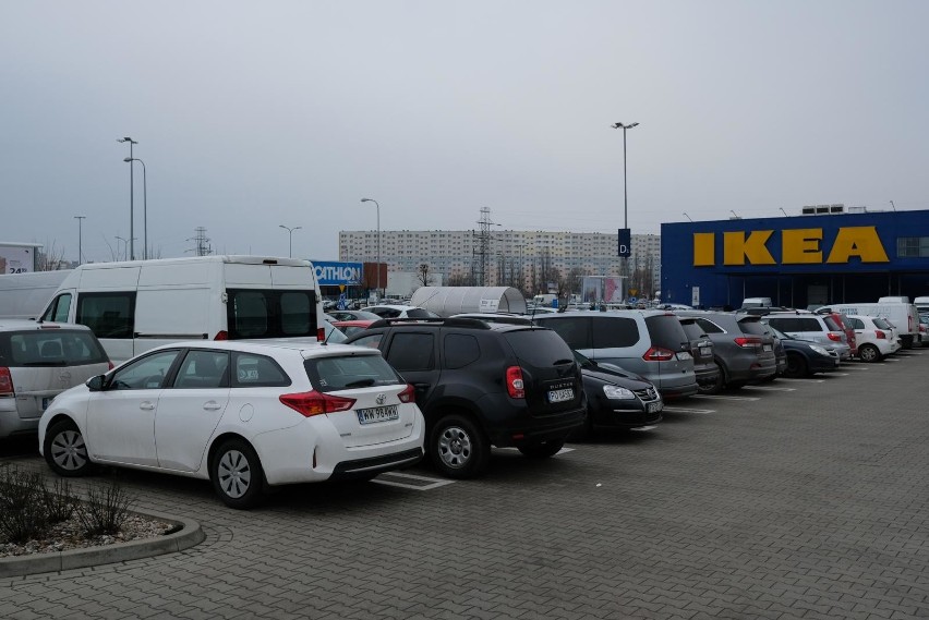 10.03.2018 poznan aw centra handlowe parkingi sobota pestka...