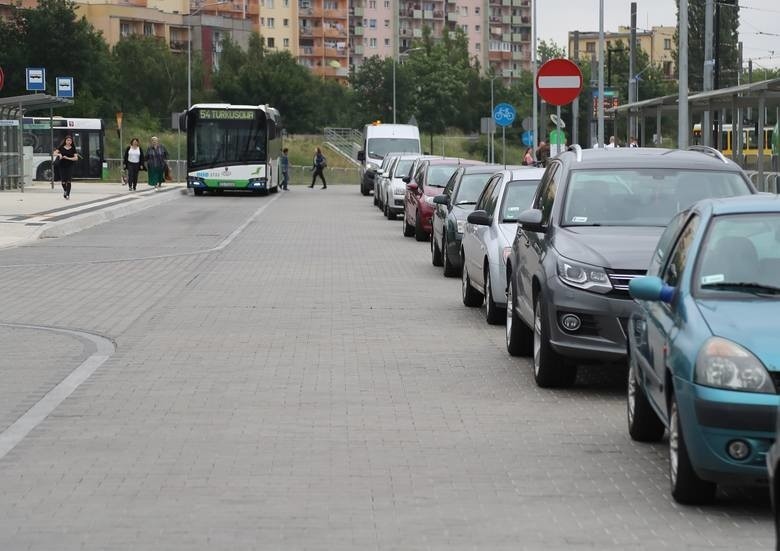 Nowe parkingi pomogą rozładować tłok na Turkusowej w Szczecinie