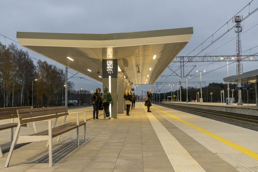 Zmodernizowana stacja w Reptowie na linii Poznań - Szczecin
