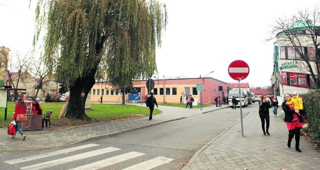 Budynku z lat 50. XX wieku nie opłaca się remontować. Jest ciasny, brzydki i niefunkcjonalny