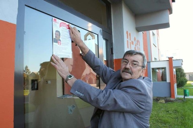 W ciągu jednego wieczora ktoś zerwał  prawie wszystkie plakaty radnego Koteluka. - Musiałem je wieszać drugi raz - mówi radny.