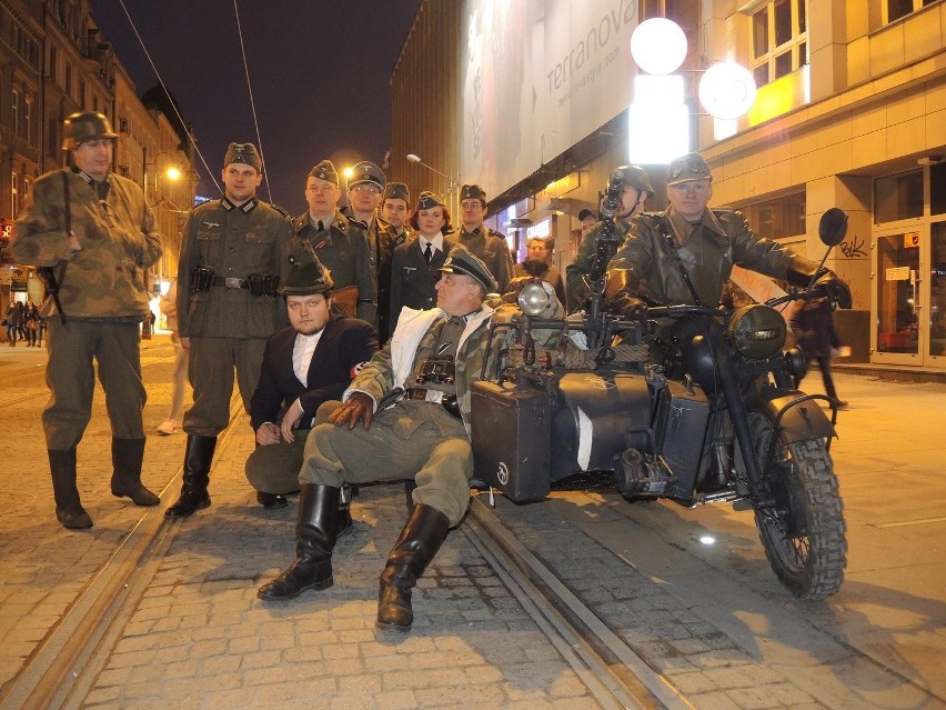 Kamienie na szaniec: Premiera filmu w kinie Światowid w...