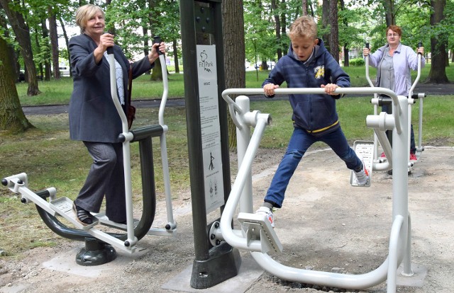 "Fit Park" ufundowany przez rotarian otwarto w parku miejskim w Grudziądzu