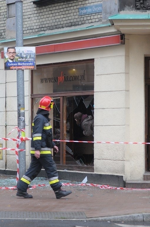 Akcja ratunkowa po wybuchu w kamienicy w Katowicach