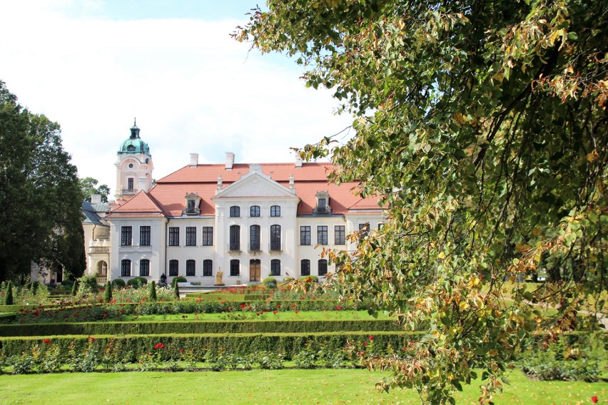 Muzeum Zamoyskich w Kozłówce. Propozycja na piękną, jesienną wycieczkę