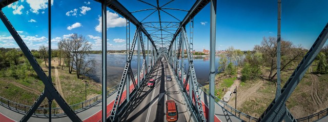 Efektowny, przebudowany most tak się prezentuje na efektownym zdjęciu