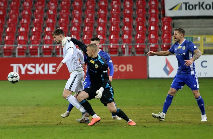 21.11.2020. GKS Tychy - Miedź Legnica 0:2....