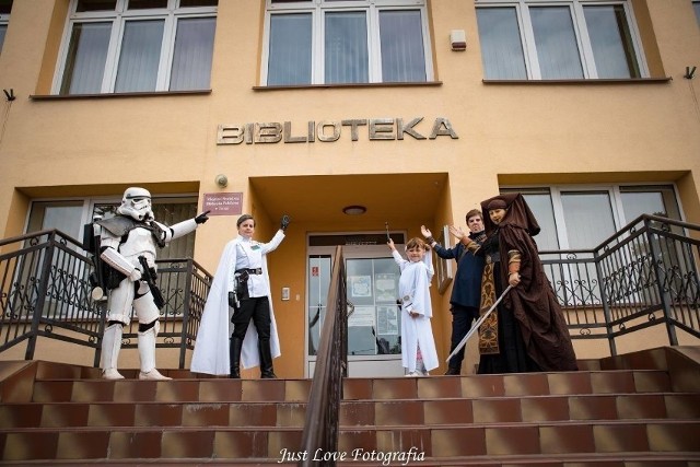 Dzień Star Wars, a więc Gwiezdnych Wojen w Miejskiej i Powiatowej Bibliotece w Żninie.