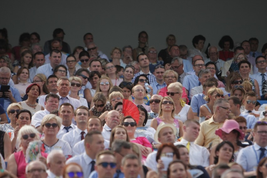 Kongres Świadków Jehowy odbywa się po raz drugi na Stadionie...