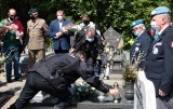 Weterani Misji Pokojowych ONZ na motocyklach odwiedzają groby poległych kolegów. Dziś byli na cmentarzu w Grudziądzu [zdjęcia] 