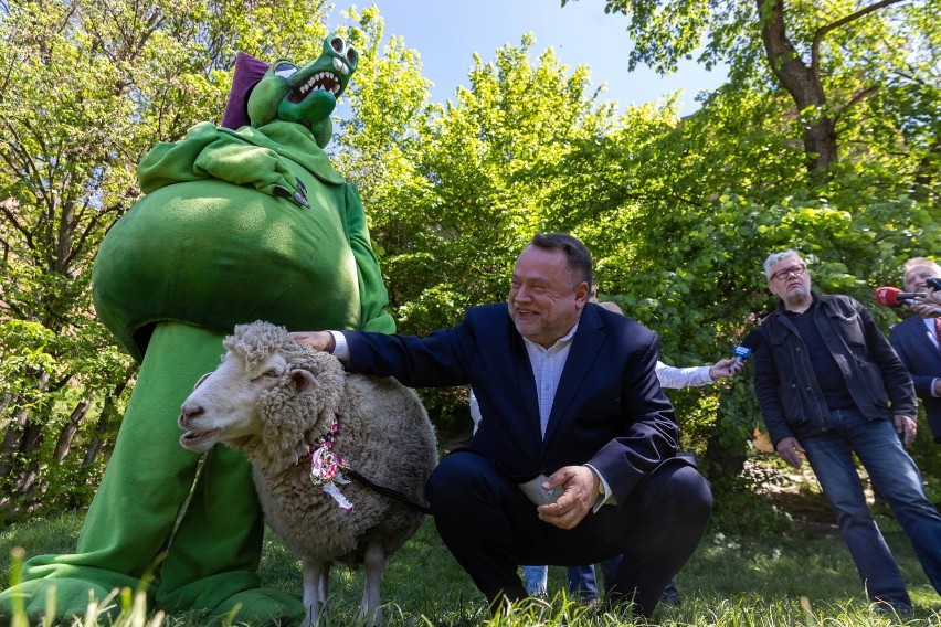 W Krakowie rozpoczyna się akcja turystyczna z okazji 50....