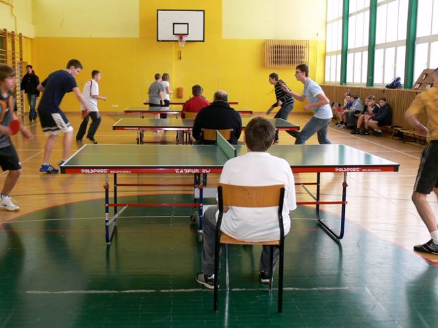W turnieju tenisa stołowego zorganizowanego przez Stowarzyszenie Bezpieczne Miasto Tarnobrzeg wzięło udział 23 gimnazjalistów z powiatu tarnobrzeskiego.