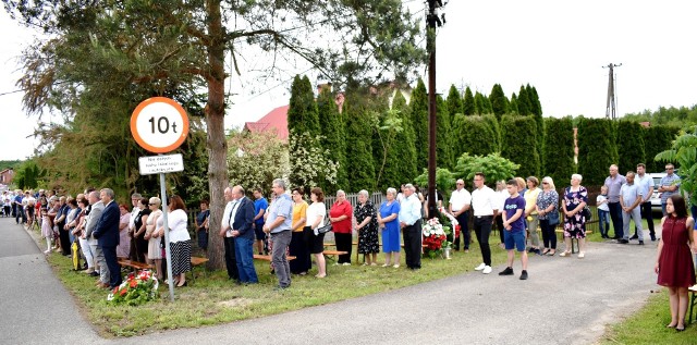 W intencji ofiar pacyfikacji modlili się mieszkańcy Strużek i okolicznych miejscowości.