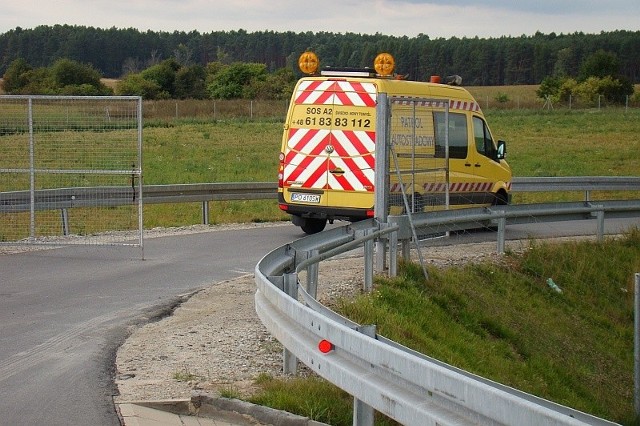 Na razie na A2 w Gronowie mogą wjechać jedynie pojazdy tzw. patrolu autostradowego.
