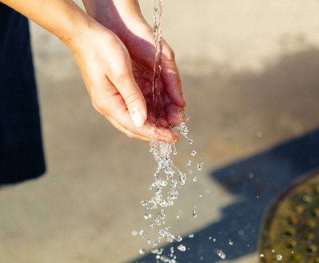 Zakaz spożycia wody w Tomaszowie obowiązuje aż do odwołania.