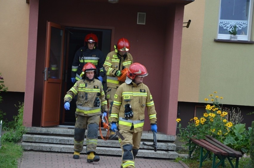 Interwencja policji i straży na osiedlu Stare Sady w Wieluniu