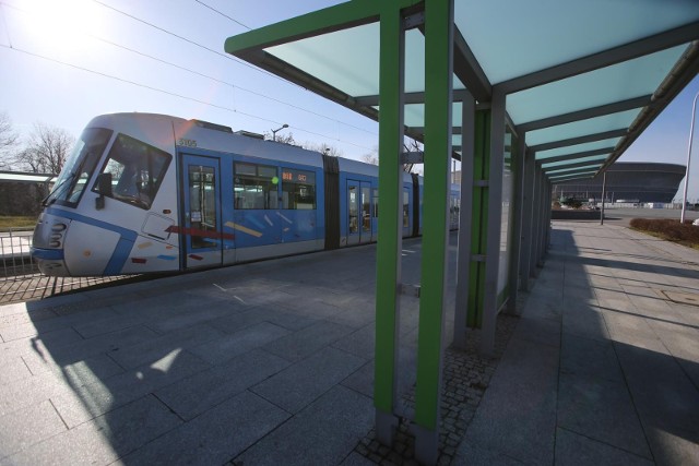 Trasa tramwaju na Maślice ma mieć swój początek przy stadionie Tarczyńśki Arena.