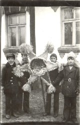 Kolędowanie w naszym regionie na starych fotografiach. Rozpoznajecie kogoś?