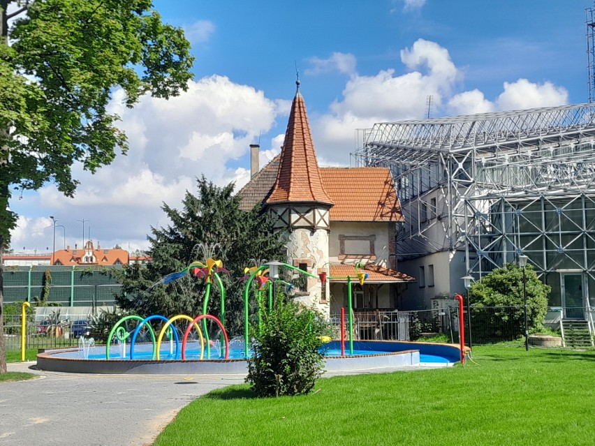 Wodny plac zabaw w Parku Chopina w Gliwicach. Zobacz kolejne...