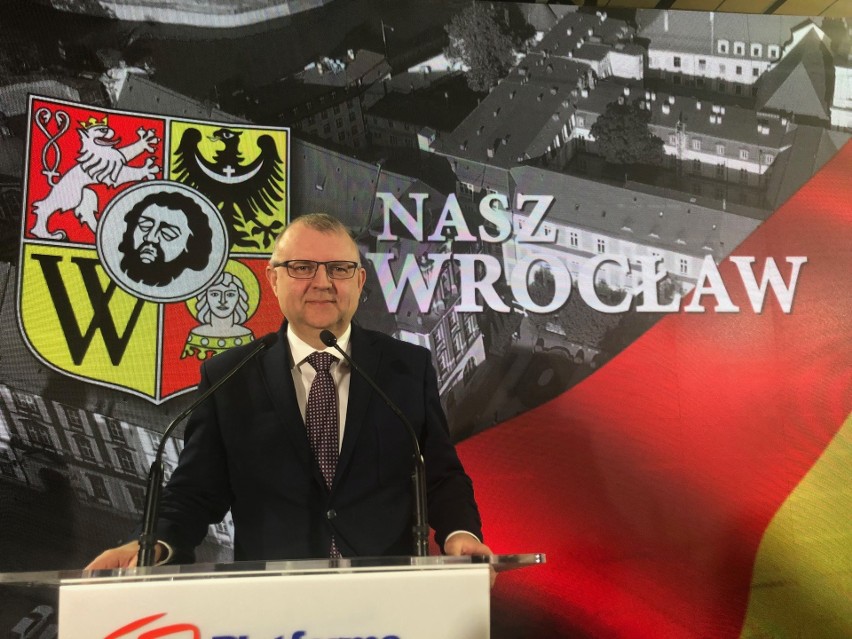 Ujazdowski: Należy odejść od wyniosłego stylu zarządzania miastem. Wrocław nie będzie monarchią z pretensjami