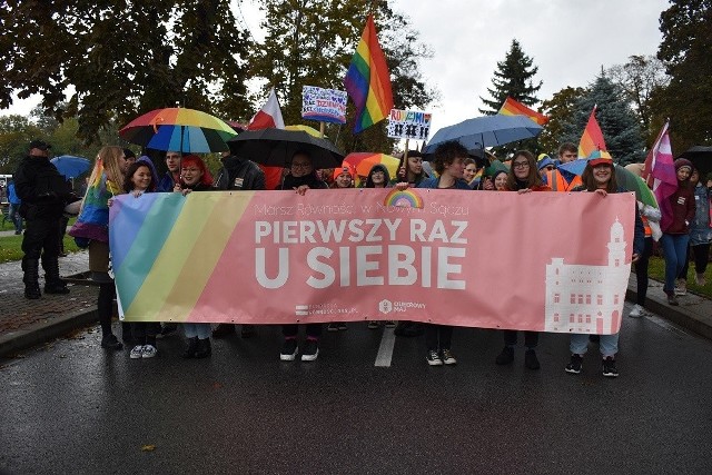 Pd koniec 2019 roku ulicami Nowego Sącza po raz pierwszy w historii przeszedł Marsz Równości, nawołujący do tolerancji i poszanowania środowisk LGBT+