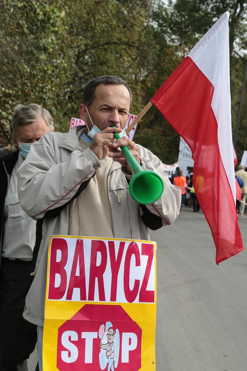 Protest przeciwko wysypisku w Baryczy.