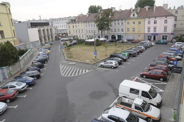 Czy fragment Małego Rynku, a konkretnie krótka uliczka przylegająca do zielonego skweru, ma nosić imię Vaclava Havla.