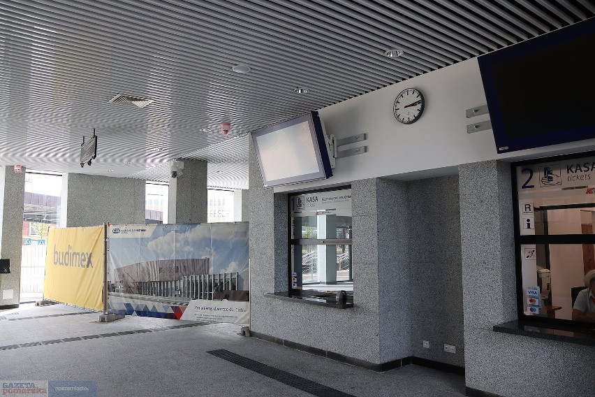 Budowa nowego dworca PKP we Włocławku jest już na finiszu....