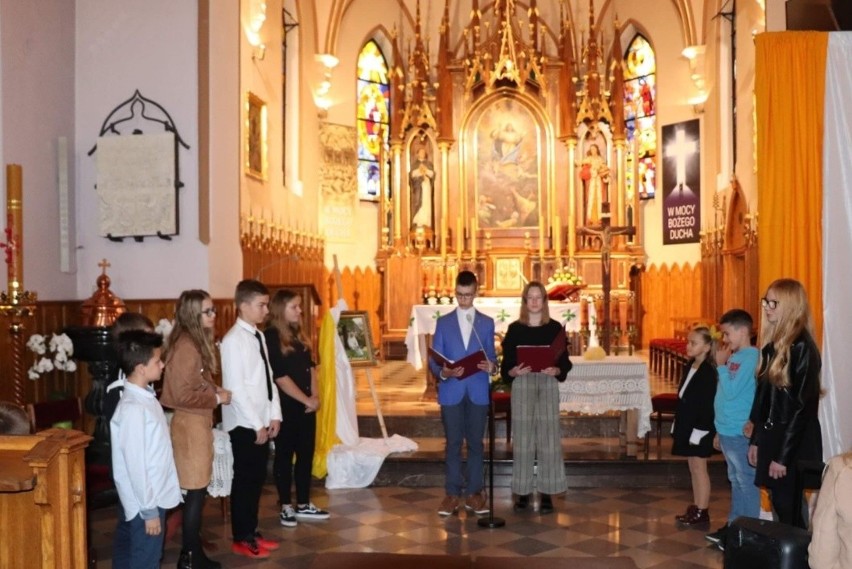 obchody XIX dnia papieskiego w Oleśnicy