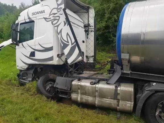 W jednej z kolizji, która miała miejsce w Janowie, uszkodzona została ciężarówka.