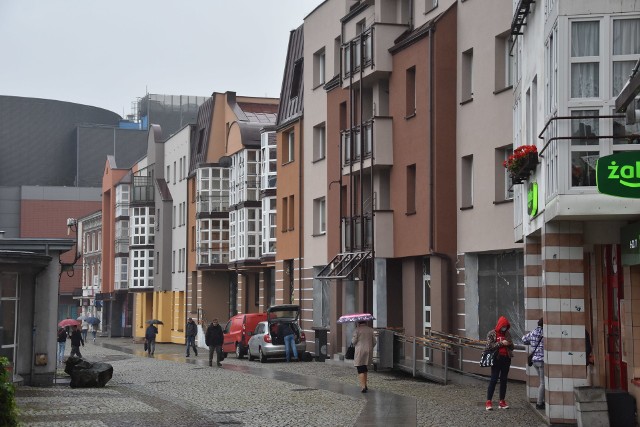 RybniK: Plac Wolności odnowiony. Jedna kamienica nie pomalowana. Dlaczego?