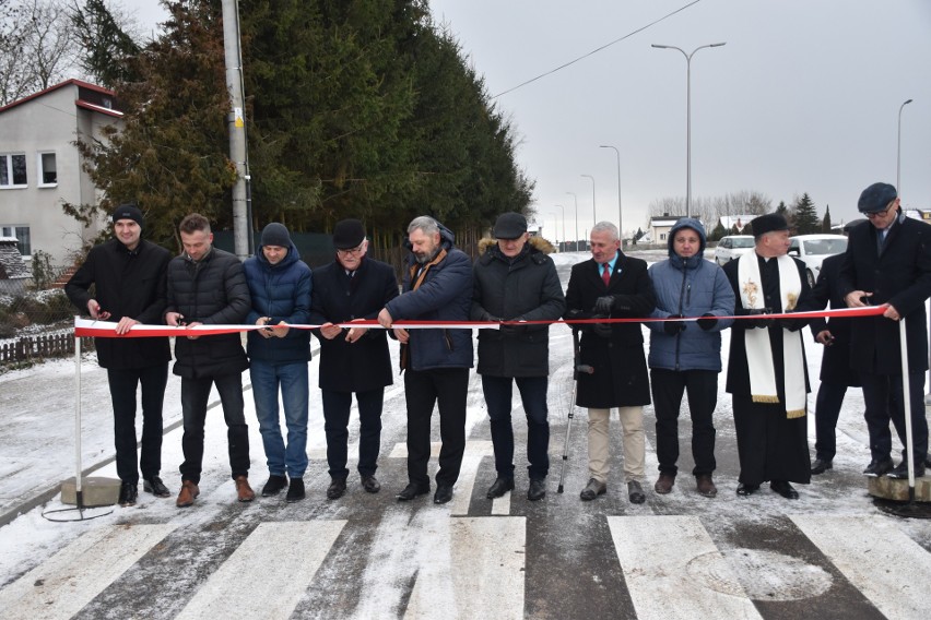 Podczas oficjalnego oddania ulicy do użytku nie zabrakło...