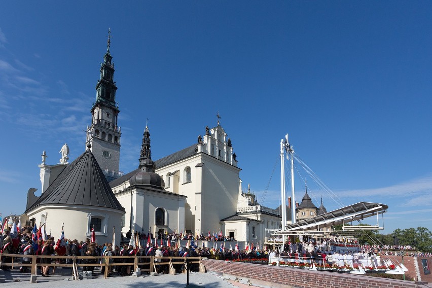 XV pielgrzymka Rodziny Szkół imienia Jana Pawła II na Jasną Górę 