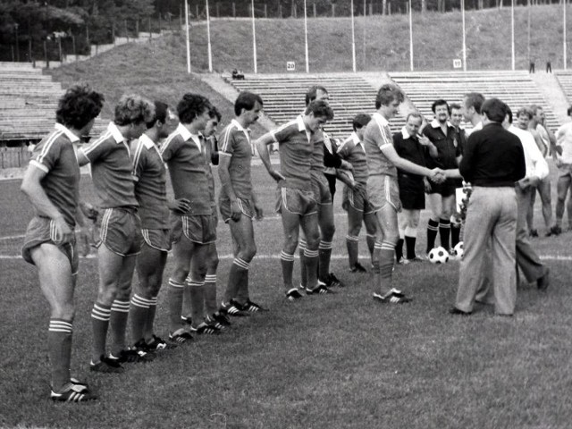 Pożegnanie Mirosława Kuniczuka w 1982 roku odchodzącego do Widzewa Łódź.