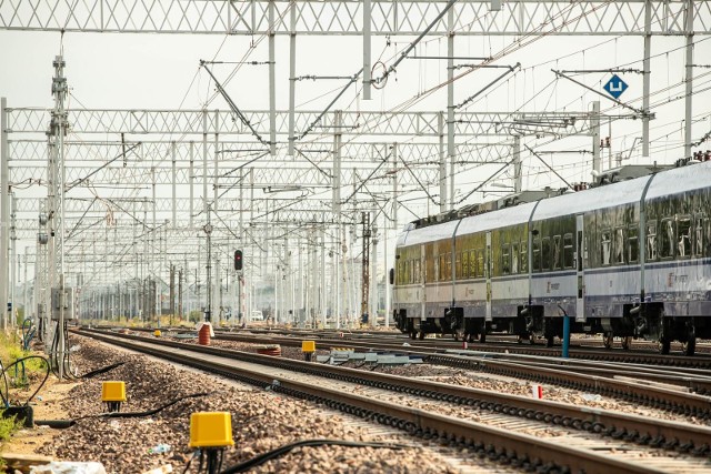 Do 2030 roku na inwestycje na kolei przeznaczymy 170 mld zł - wynika ze zaktualizowanego programu rządowego