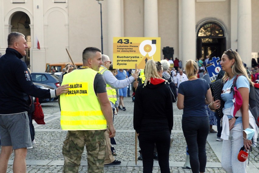 Lublin: „W drodze łatwiej jest odnaleźć siebie”. Pielgrzymi wyruszyli przed oblicze Czarnej Madonny