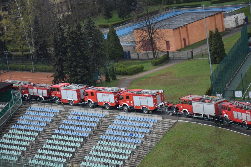 Wyjątkowy piknik strażacki w Zawierciu: Strażacy chcą pomóc 12-letniemu Mikołajowi ZDJĘCIA