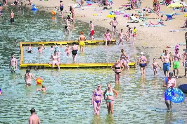 Kamionki w sezonie od lat przyciągają wielu plażowiczów Fot.: Jacek Smarz