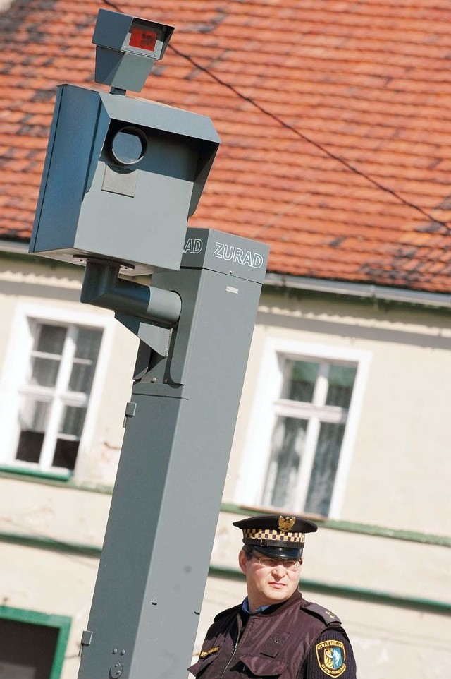 Mimo stworzenia automatycznego systemu, nadal wiele radarów pozostanie w rękach straży miejskiej.