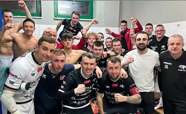 Tak futsaliści Dremana świętowali zwycięstwo w Łodzi.
