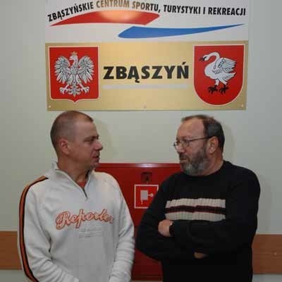 - Otwarcie hali już 9 lutego - mówią Tomasz Szczechowicz i Piotr Skrzypczak.