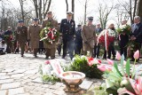 Dzień Pamięci Ofiar Zbrodni Katyńskiej. Uroczystość na Starym Cmentarzu w Słupsku