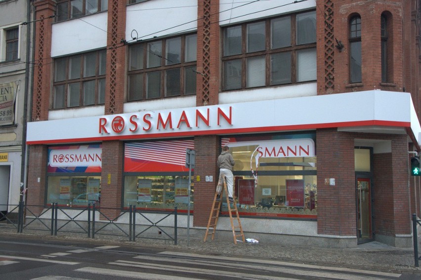 Wrocław: Rossmann przy ulicy Ruskiej gotowy. Kiedy otwarcie? (ZDJĘCIA)