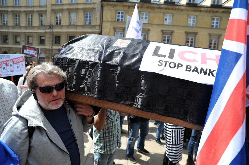 Frankowicze od państwa od lat domagają się systemowego...